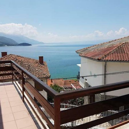 Meli Apartment Ohrid Bagian luar foto