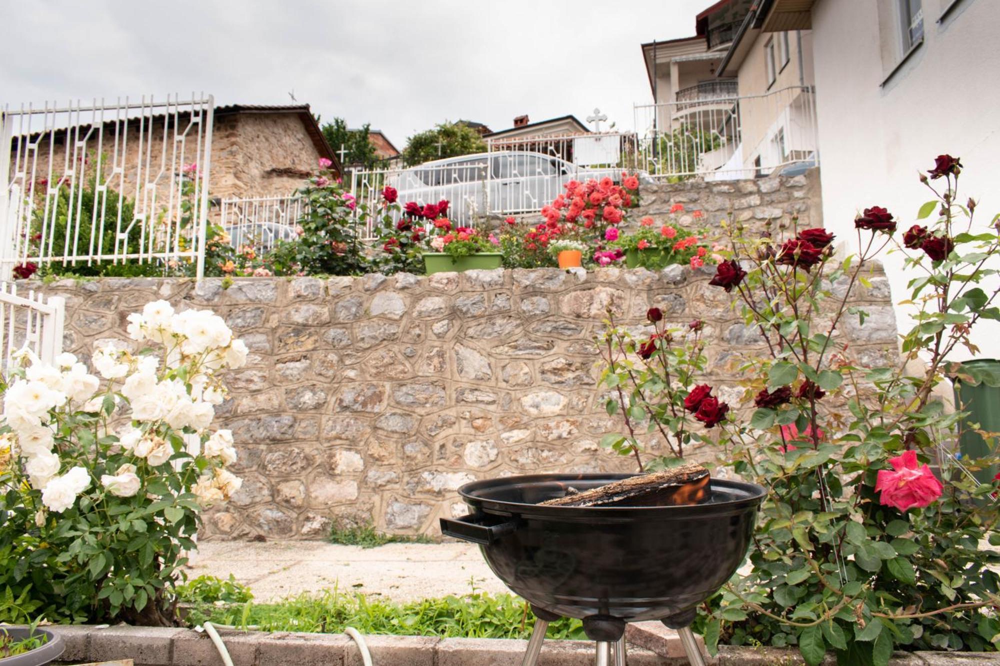 Meli Apartment Ohrid Bagian luar foto